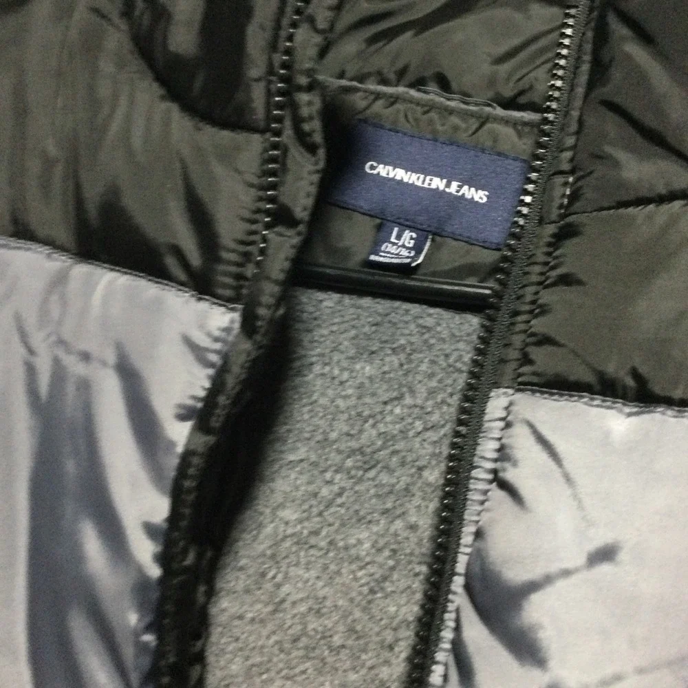Calvin Klein Jeans Kids Puffer Jacket Black Gray Hooded Size L 14 16 Winter Warm